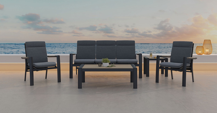 Choosing the Right Patio Furniture for Your Home